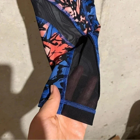 Lululemon Inspire Tight II Paint Storm Harbor Blue Multicolor Size 6 - Picture 6 of 13